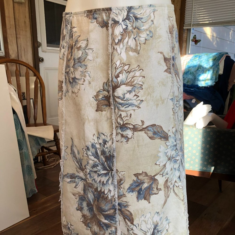 Karen Kane Cotton Floral Skirt
